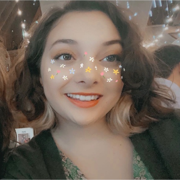 Meet your Posher, Trinity - Picture 1 of 1